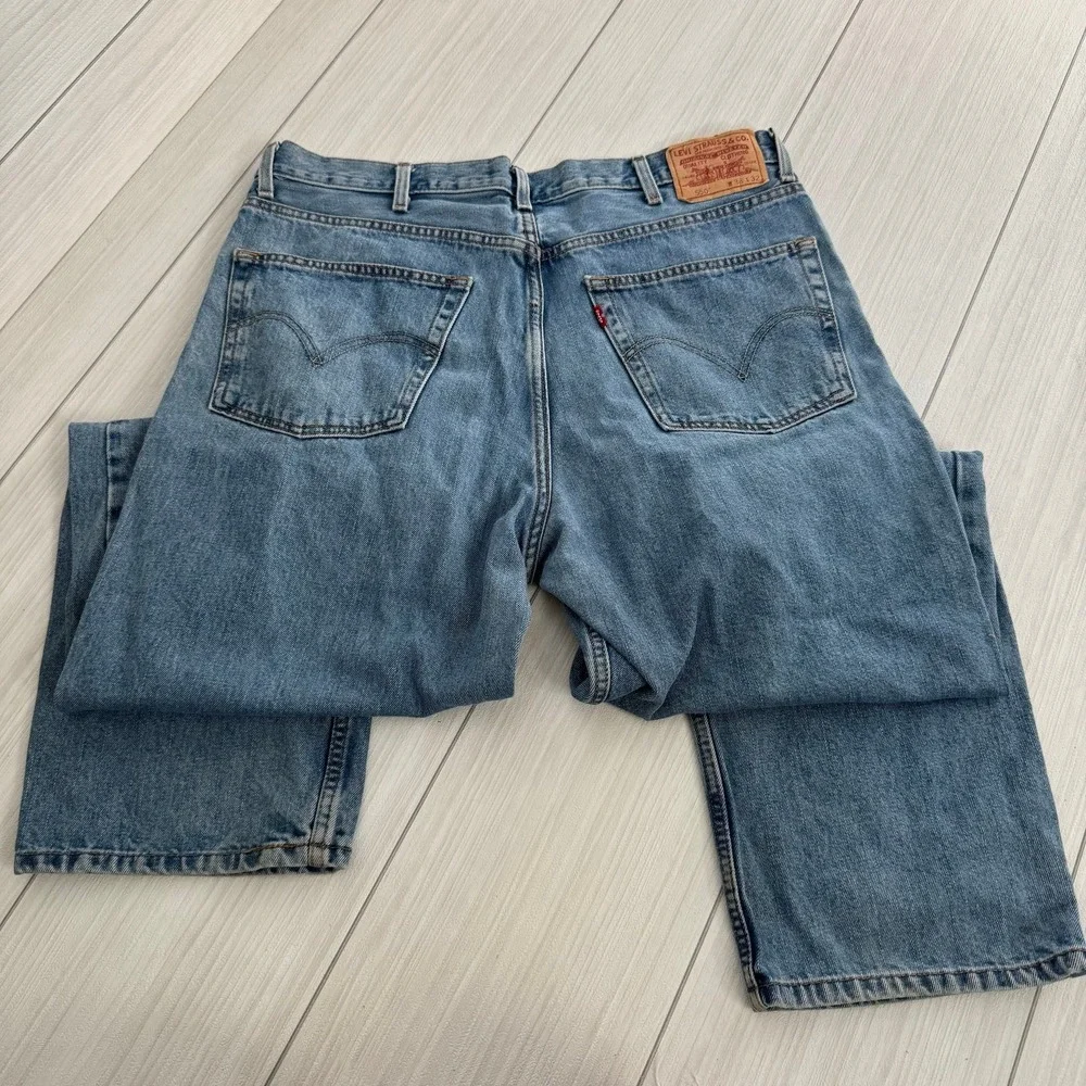 Levi's 550 Relaxed Fit Jeans Mens W38 L32 Light Wash Classic Denim Pants Vintage